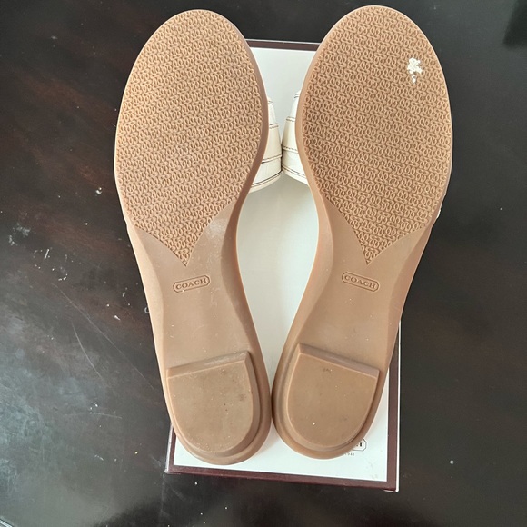 Coach sandals color white size 8 - Picture 3 of 3